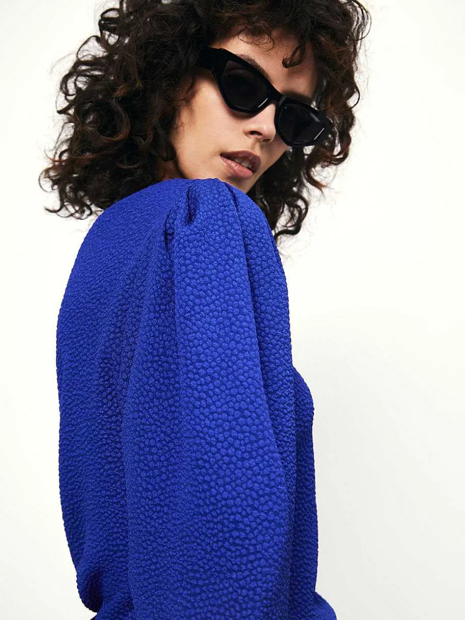 DANTE6 D6Miro Structured V-Neck Top Flash Sale